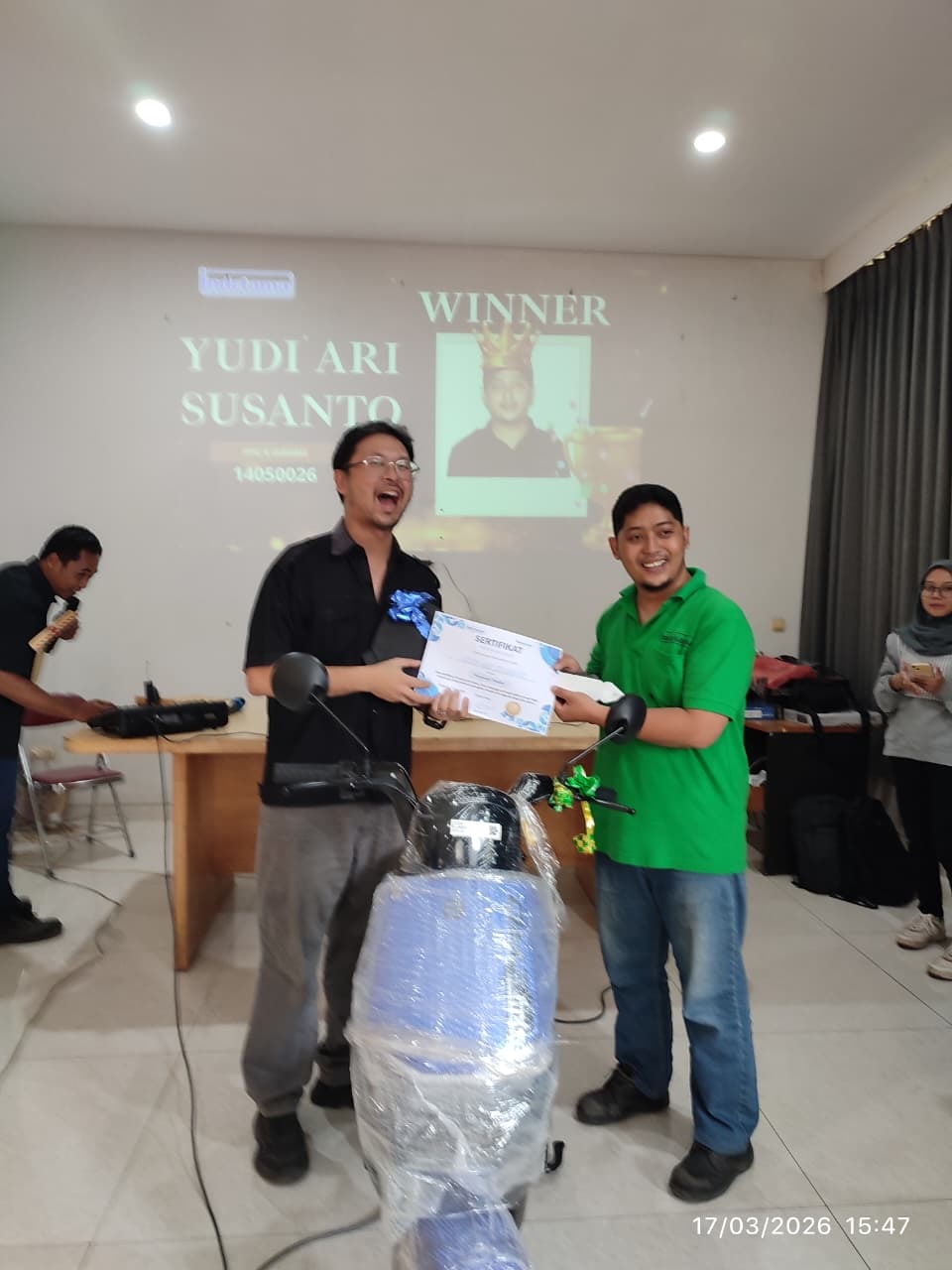 Penghargaan Karyawan Teladan